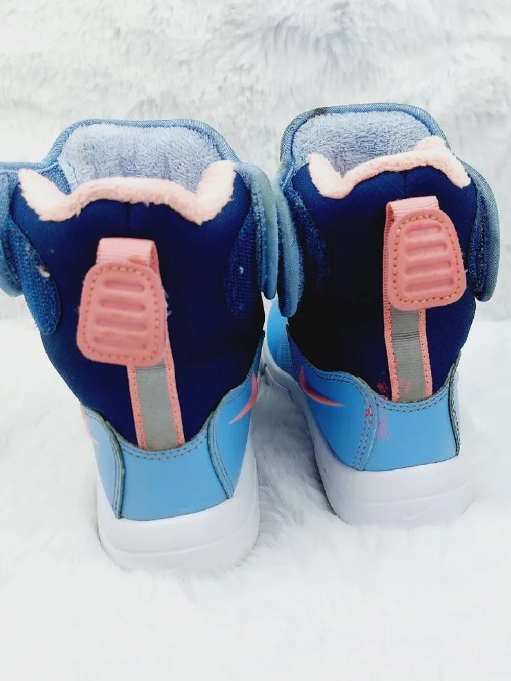 Nike Novice Girls' Light Blue Pink Gaze White Insulated Winter Boots Size 13.5